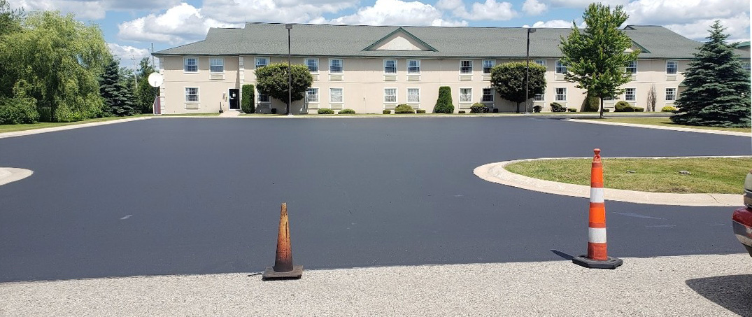 Asphalt Sealcoating